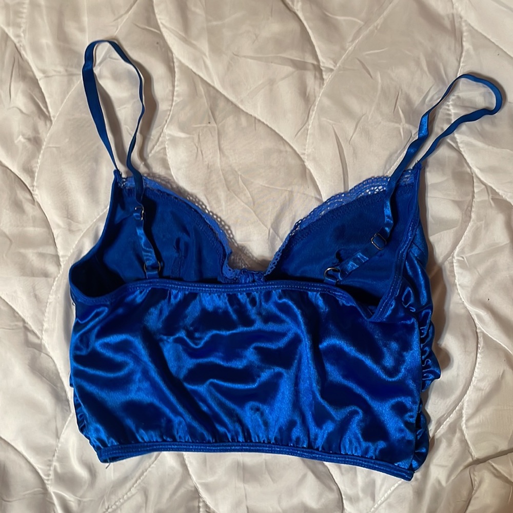 Small blue top - Picture 2 of 2